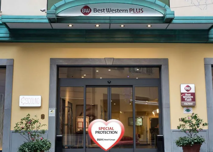 Genoa Hotels With Jacuzzi in Room near Piazza De Ferrari