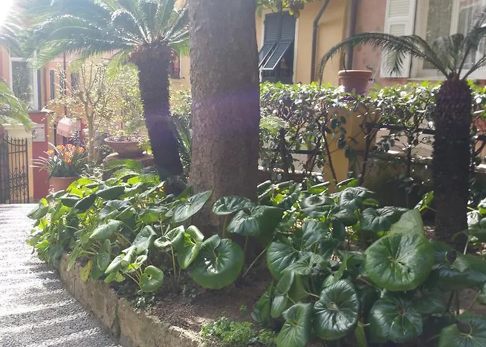 Portofino hotels near Portofino Divers