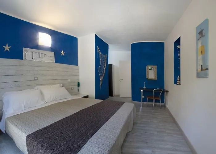 Lerici hotels near Chiesa di San Giorgio